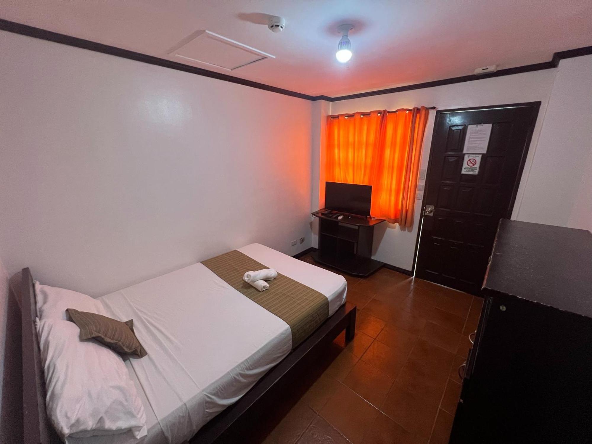 Subiza Beach Resort Olongapo Dış mekan fotoğraf