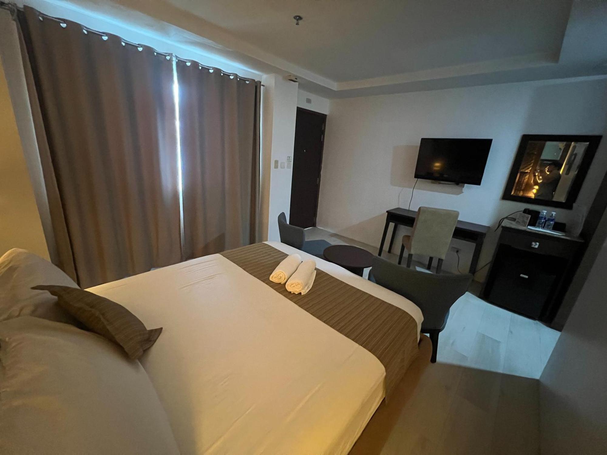 Subiza Beach Resort Olongapo Dış mekan fotoğraf