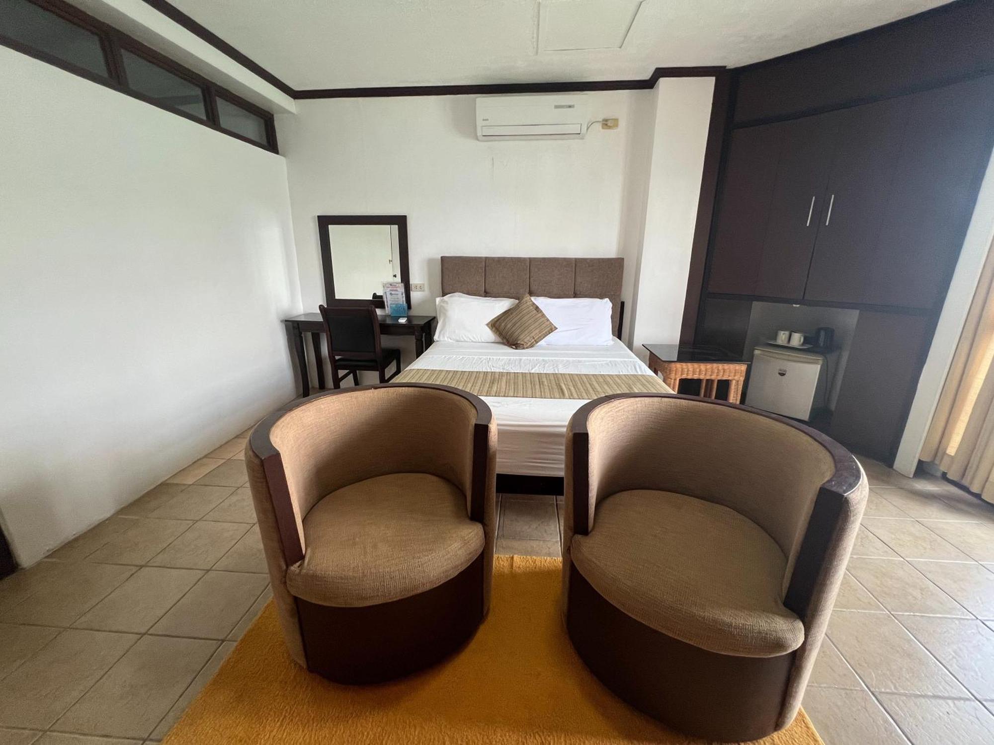 Subiza Beach Resort Olongapo Dış mekan fotoğraf