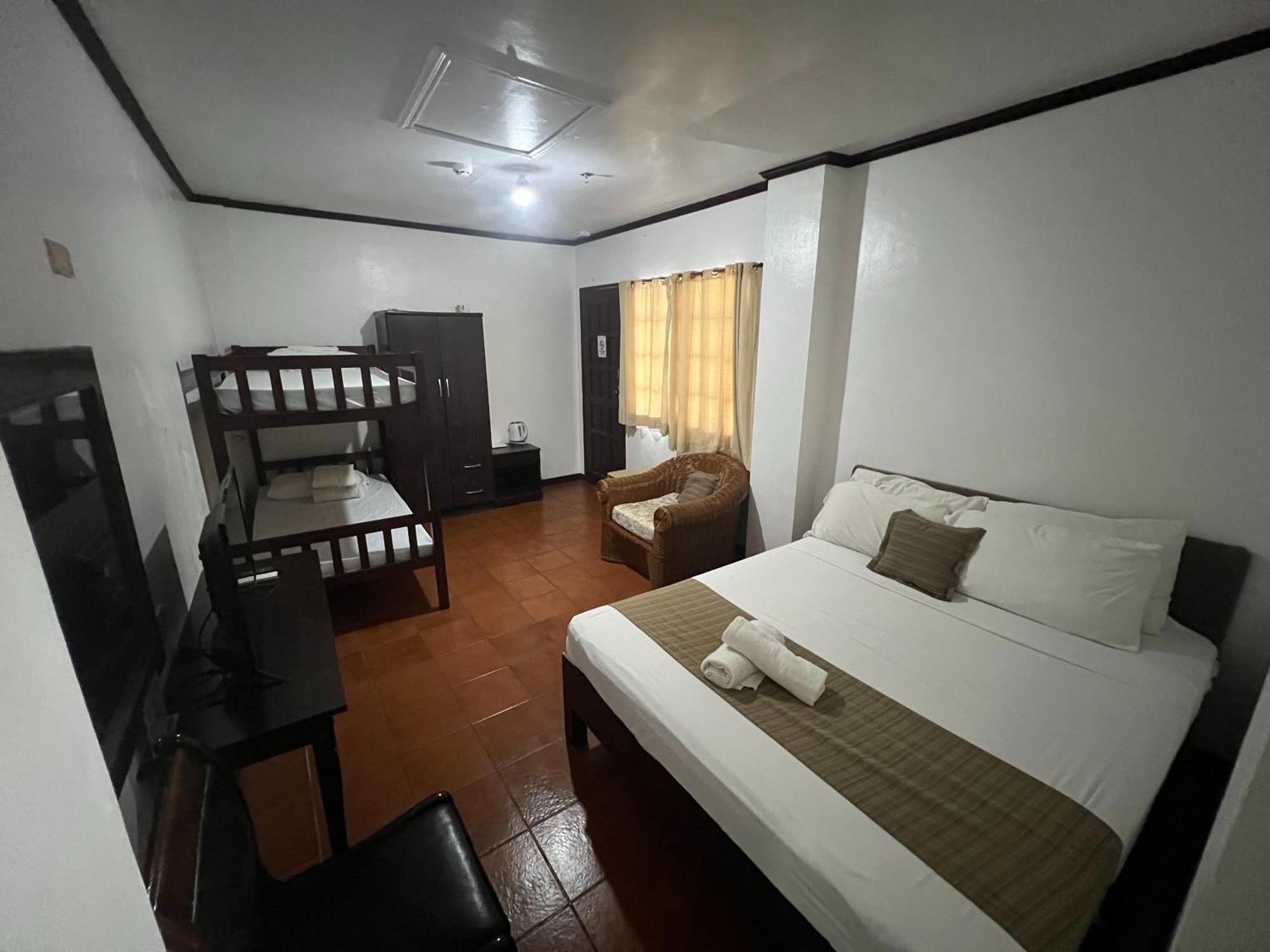 Subiza Beach Resort Olongapo Dış mekan fotoğraf