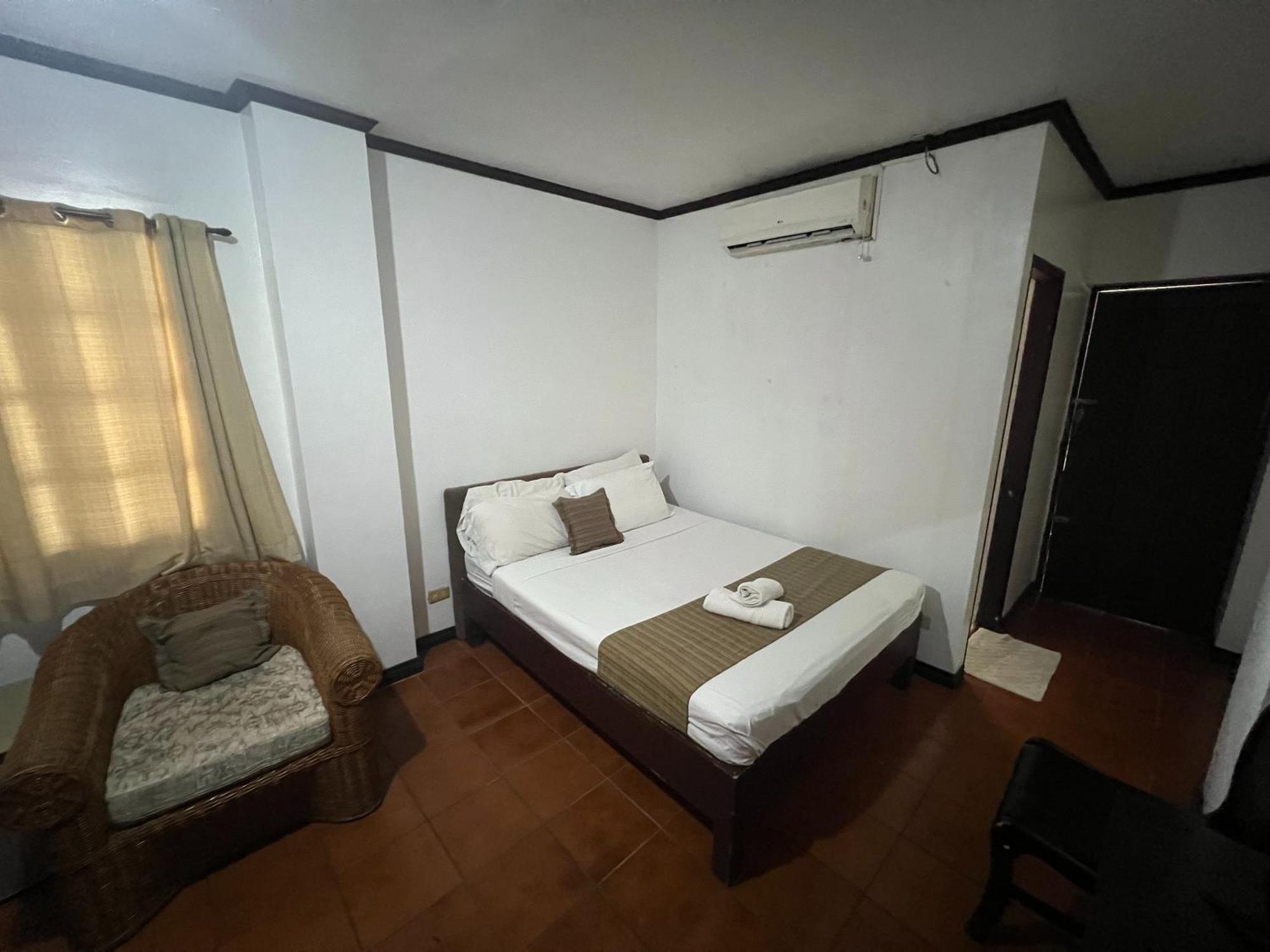 Subiza Beach Resort Olongapo Dış mekan fotoğraf